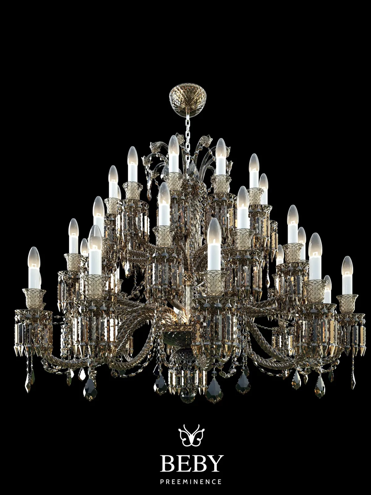 Lampadario Absolute Crystal a piu' ordini di fiamme, sospeso su fondo nero.